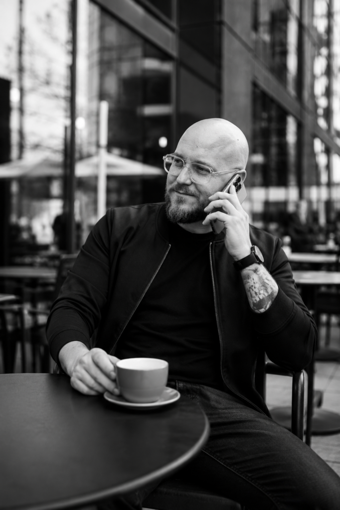Rafał Antoszewski w rozmowie telefonicznej